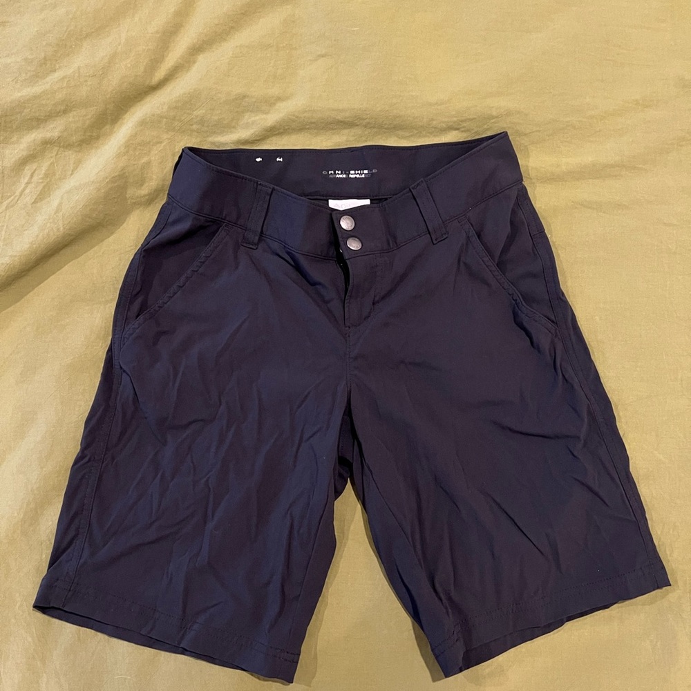 Columbia shorts size 4 black